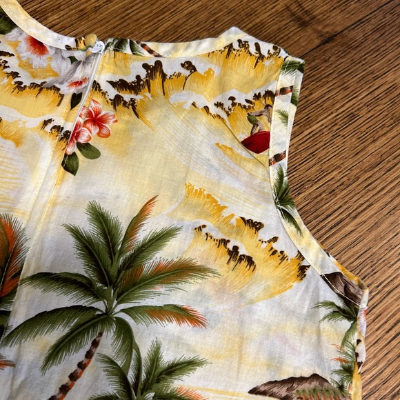 Hawaiian Girls dress 5/6 surfing hibiscus Tropical Dress. Designed in Hawaii - Picture 5 of 9